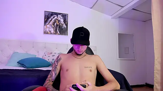 Snapshot of Mathewboy1 chatting on January 15, 11:26 am Mathewboy1 online show from January 15, 11:26 am