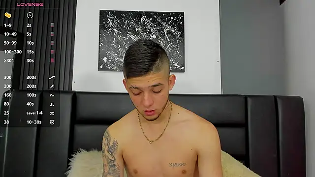 Mathewboy1 online show from March 25, 11:49 am