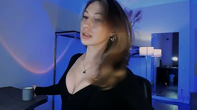 MariGven online show from November 28, 3:25 pm