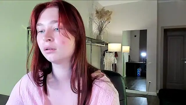 Meri Cutte online show from December 2, 1:39 pm