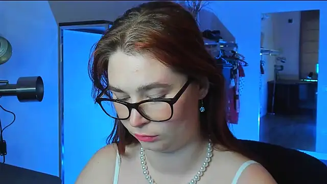 Meri Cutte online show from March 23, 1:59 pm