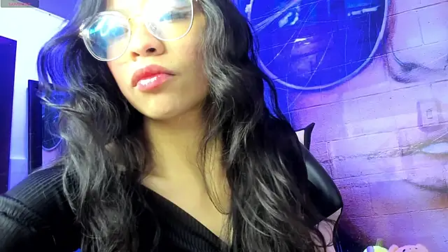 Giaa rossi online show from September 28, 1:05 pm