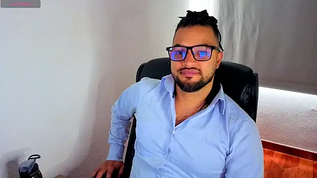 Ernesto-Rodriguez82 online show from April 11, 1:26 pm