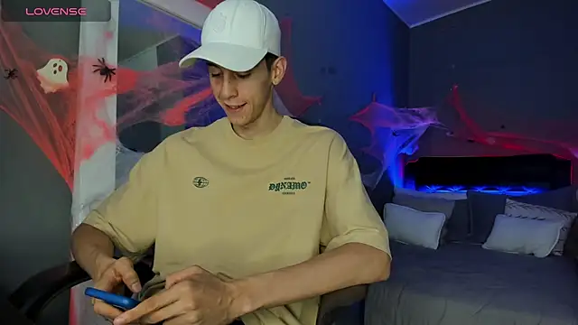 Jhon snow22 online show from October 18, 3:35 pm