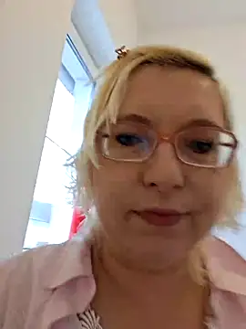 VikaKing online show from December 14, 9:58 am