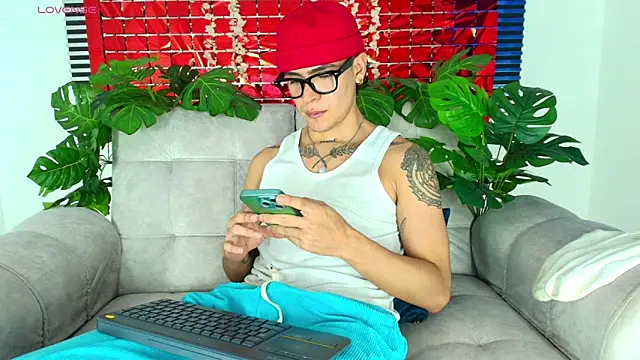 CamiiGuzmanX online show from February 20, 9:26 pm