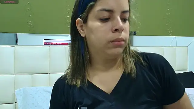 Snapshot of gisell_gomez chatting on September 12, 11:43 am gisell gomez online show from September 12, 11:43 am