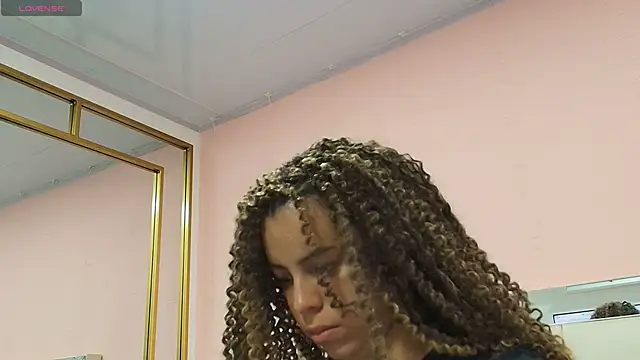 gisell gomez online show from January 16, 1:26 pm