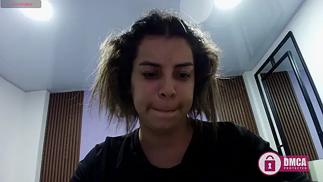 Snapshot of gisell_gomez chatting on February 5, 8:13 pm gisell gomez online show from February 5, 8:13 pm