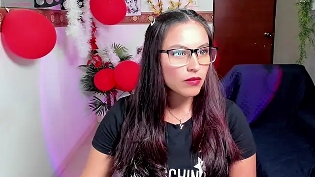 Snapshot of Cameroon-Diaz chatting on February 24, 1:42 pm Cameroon-Diaz online show from February 24, 1:42 pm