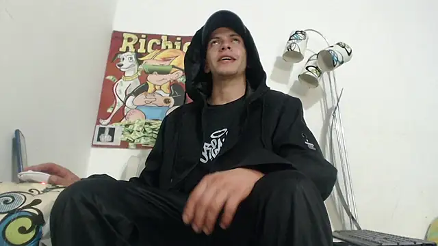 Thomasjons  online show from December 17, 3:45 am