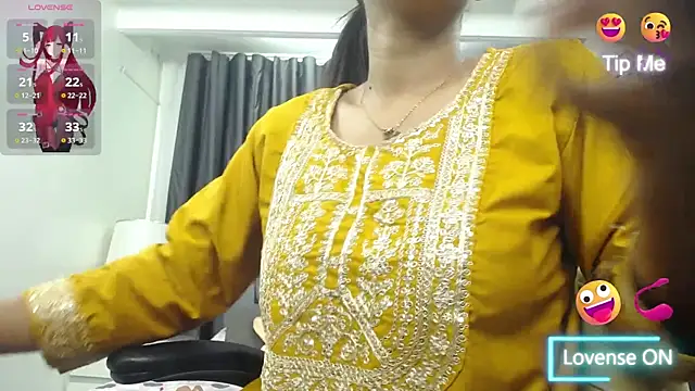 Snapshot of kairadayamai chatting on June 9, 11:55 am kairadayamai online show from June 9, 11:55 am