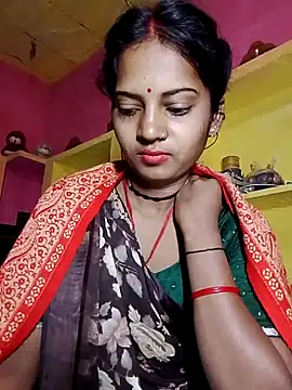 Snapshot of Hot_bbbb chatting on November 29, 11:19 pm Hot bbbb online show from November 29, 11:19 pm