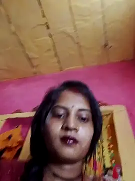 Snapshot of Hot_bbbb chatting on April 17, 7:00 am Hot bbbb online show from April 17, 7:00 am