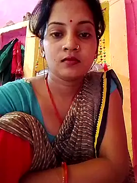 Snapshot of Hot_bbbb chatting on May 6, 5:03 am Hot bbbb online show from May 6, 5:03 am