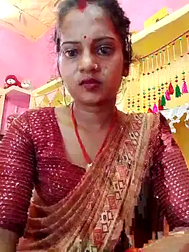 Snapshot of Hot_bbbb chatting on May 9, 6:07 am Hot bbbb online show from May 9, 6:07 am