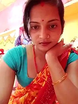 Snapshot of Hot_bbbb chatting on May 20, 5:35 am Hot bbbb online show from May 20, 5:35 am