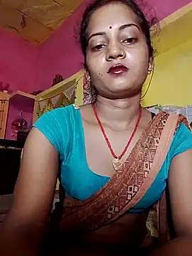 Snapshot of Hot_bbbb chatting on June 13, 8:51 pm Hot bbbb online show from June 13, 8:51 pm