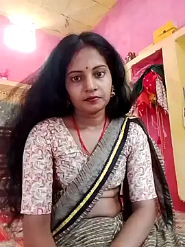 Snapshot of Hot_bbbb chatting on June 26, 4:50 am Hot bbbb online show from June 26, 4:50 am