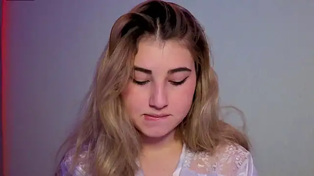 sugarskitty online show from November 1, 1:18 am