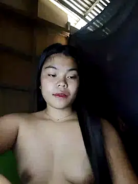 Snapshot of cloe_candy19 chatting on October 6, 11:13 pm cloe candy19 online show from October 6, 11:13 pm