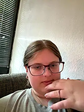 CurvyPaar2 online show from September 25, 10:30 am