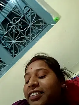 Snapshot of Hot_crety chatting on October 11, 3:17 am Hot crety online show from October 11, 3:17 am