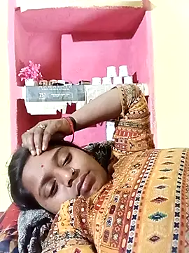 Hot crety online show from April 6, 6:42 pm