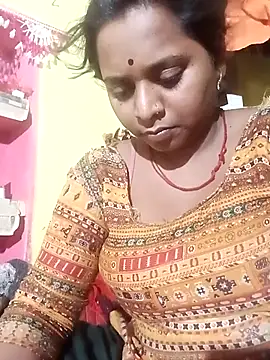 Hot crety online show from April 22, 7:59 pm