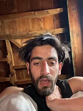 lyath3245 online show from March 27, 7:14 am