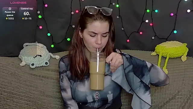 ElzaBlis online show from December 20, 2:57 pm