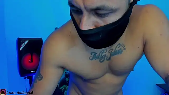 zeus 7777 online show from November 30, 12:09 pm