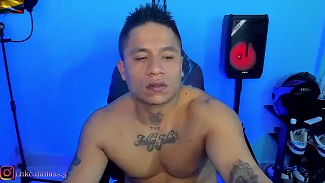 Snapshot of zeus_7777 chatting on February 13, 6:53 am zeus 7777 online show from February 13, 6:53 am