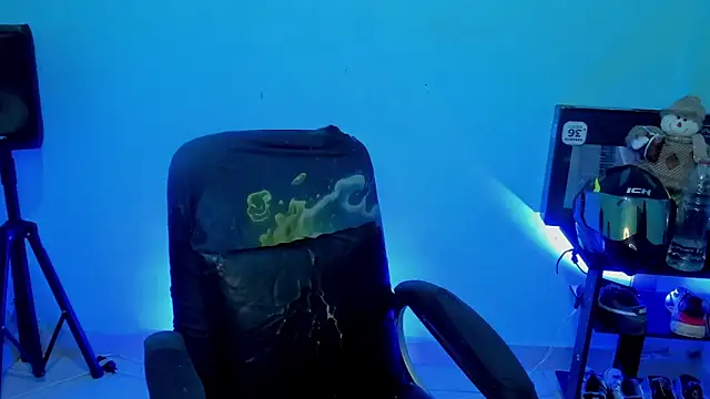 zeus 7777 online show from April 13, 7:36 am