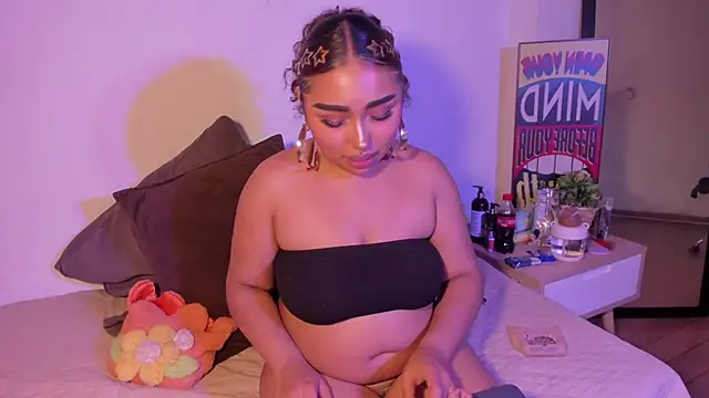 Honeyyy Brown online show from January 14, 5:02 am