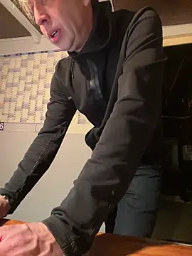 lebensfroh online show from March 9, 8:13 pm