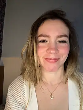 Snapshot of BritgetPsychol chatting on September 26, 3:32 am BritgetPsychol online show from September 26, 3:32 am