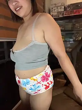 sweet-candy07 online show from May 23, 6:12 pm