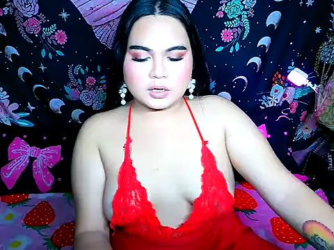 Snapshot of YourThicc_bella chatting on June 1, 2:41 pm YourThicc bella online show from June 1, 2:41 pm