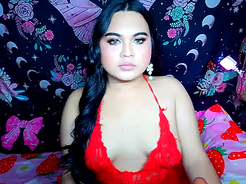 Snapshot of YourThicc_bella chatting on June 3, 4:45 pm YourThicc bella online show from June 3, 4:45 pm
