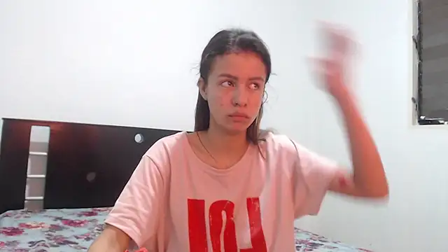 nathaly jones  online show from November 21, 12:15 pm