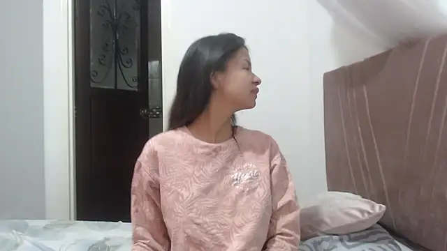 Snapshot of nathaly_jones_ chatting on April 20, 12:30 pm nathaly jones online show from April 20, 12:30 pm