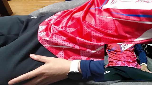 Yasu2000 online show from April 21, 12:45 am