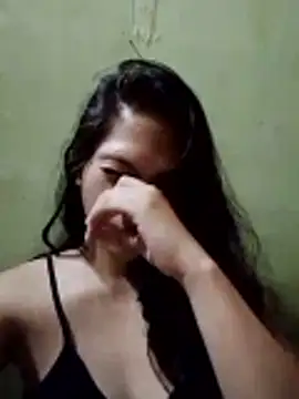 missluvv online show from April 7, 1:44 pm