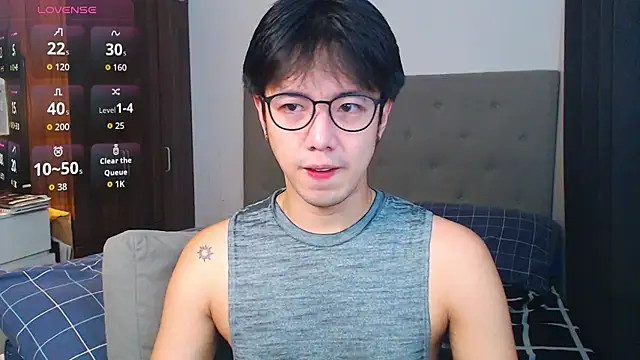 Addictiveboi online show from September 18, 2:13 am