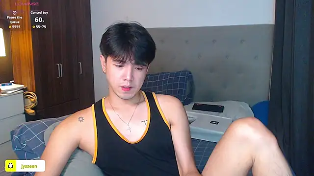 Addictiveboi online show from November 3, 5:31 am