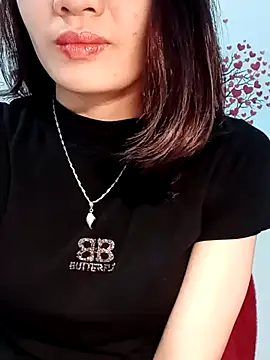 Hinna x online show from February 21, 3:57 pm