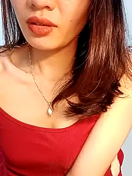 Hinna x online show from April 5, 2:36 pm