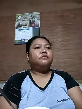 Snapshot of Perfect_smile01 chatting on April 24, 9:17 pm Perfect smile01 online show from April 24, 9:17 pm