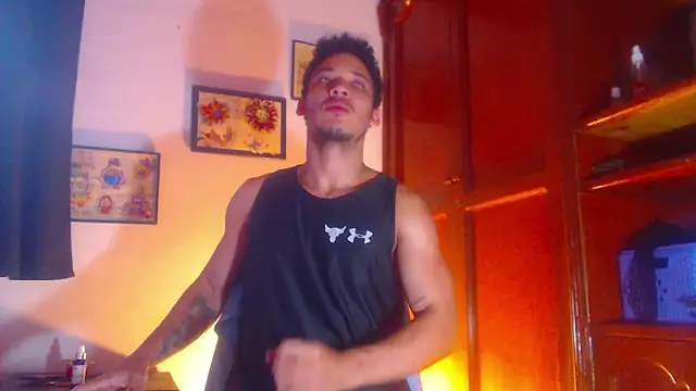 RuiMaddoox online show from October 9, 11:41 am